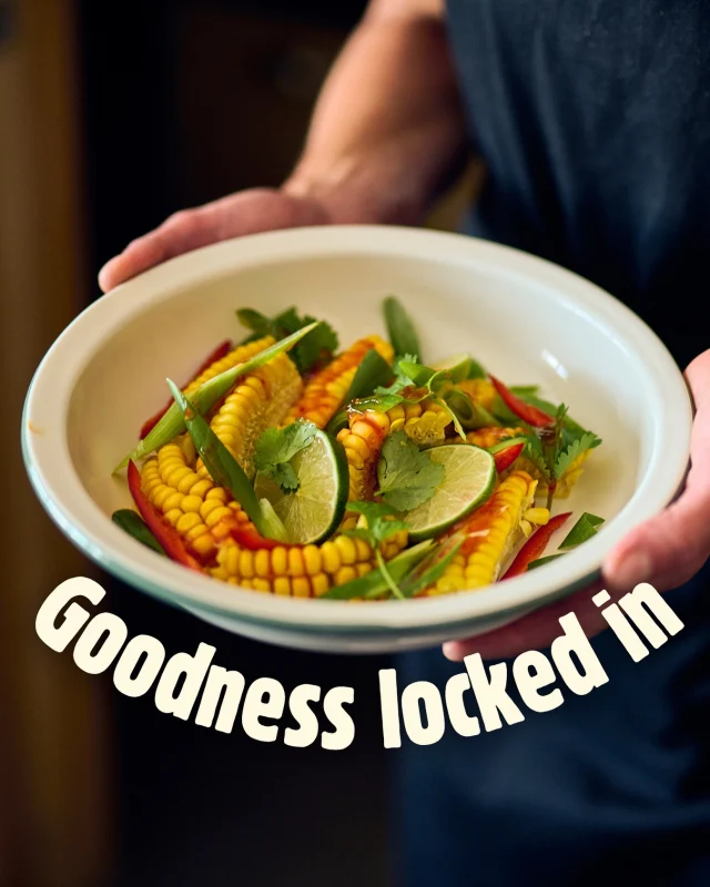 Looking to reduce food waste in your home? Here’s a solution! 💚

Our 100% natural sweetcorn is grown with love by @barfootsuk and packaged in our green energy-run factories to lock in flavour, texture and goodness for 40 days!

So say goodbye to sad, old veggies that have gone a bit limp, lost in the back of the fridge. Our sweetcorn stays perfectly fresh and most importantly, extremely tasty!

You can find our sweetcorn on @ocadouk now! 🌽